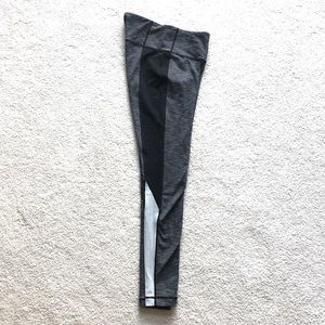 Like New!! Athleta Colorblock Leggings